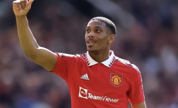 她融入了大 她融入了大